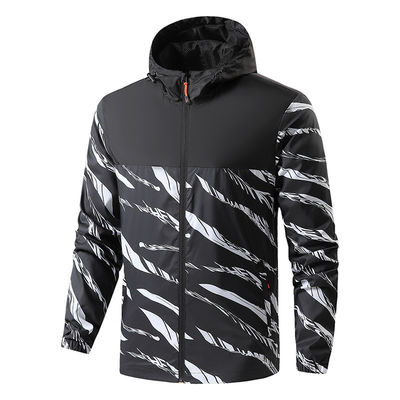 Plus Size Hooded Trench Coat voor mannen met winddichte bescherming en 3D print decoratie