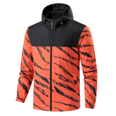 Plus Size Hooded Trench Coat voor mannen met winddichte bescherming en 3D print decoratie
